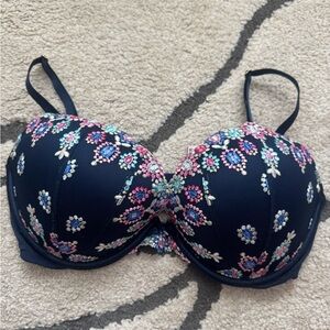 Victoria's Secret Dream Angels Push Up Navy Bra with Embroidery
